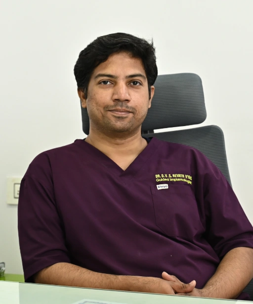 Dr. Revath Vyas Devulapally, Oral Radiologist & Implantologist at 3D-DDS